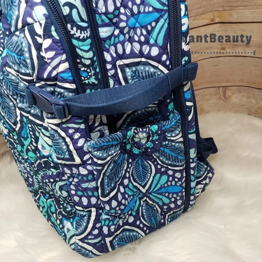 Vera Bradley Essential Expandable LG Quilted Blue Island Medallion Backpack New - Picture 9 of 13